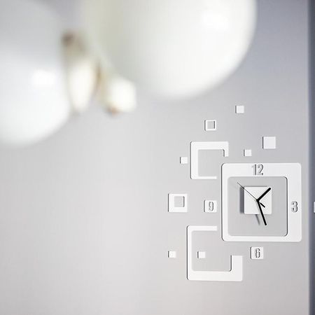 Stylish Studio In The Heart Of The City. Warschau Buitenkant foto