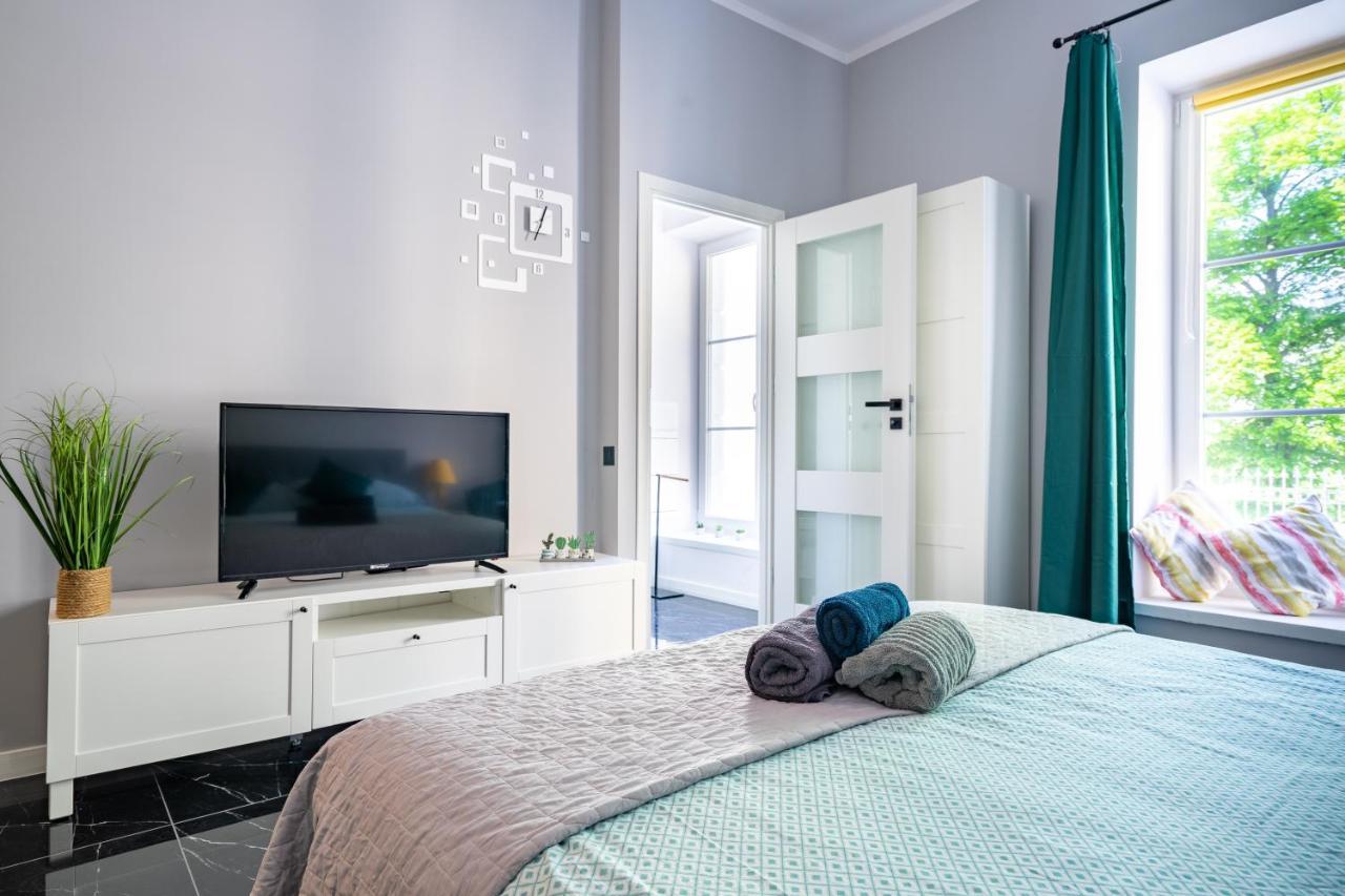Stylish Studio In The Heart Of The City. Warschau Buitenkant foto
