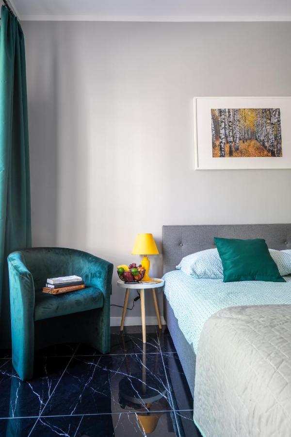 Stylish Studio In The Heart Of The City. Warschau Buitenkant foto