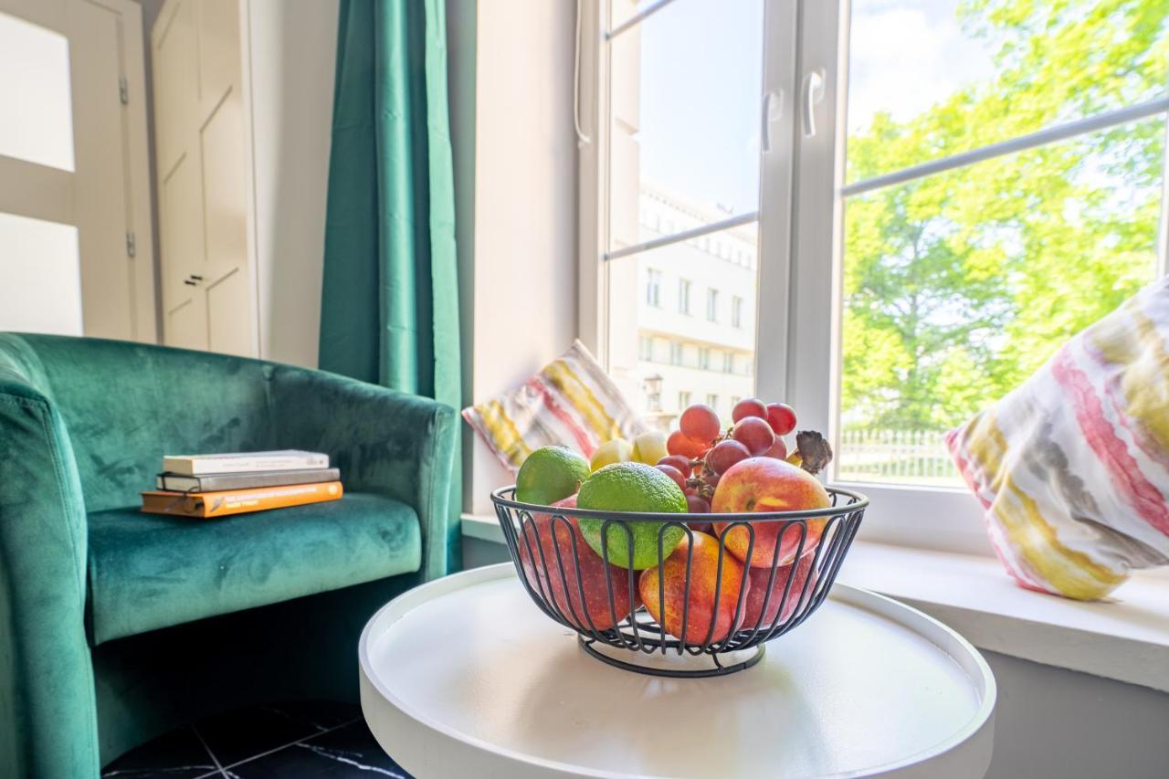 Stylish Studio In The Heart Of The City. Warschau Buitenkant foto
