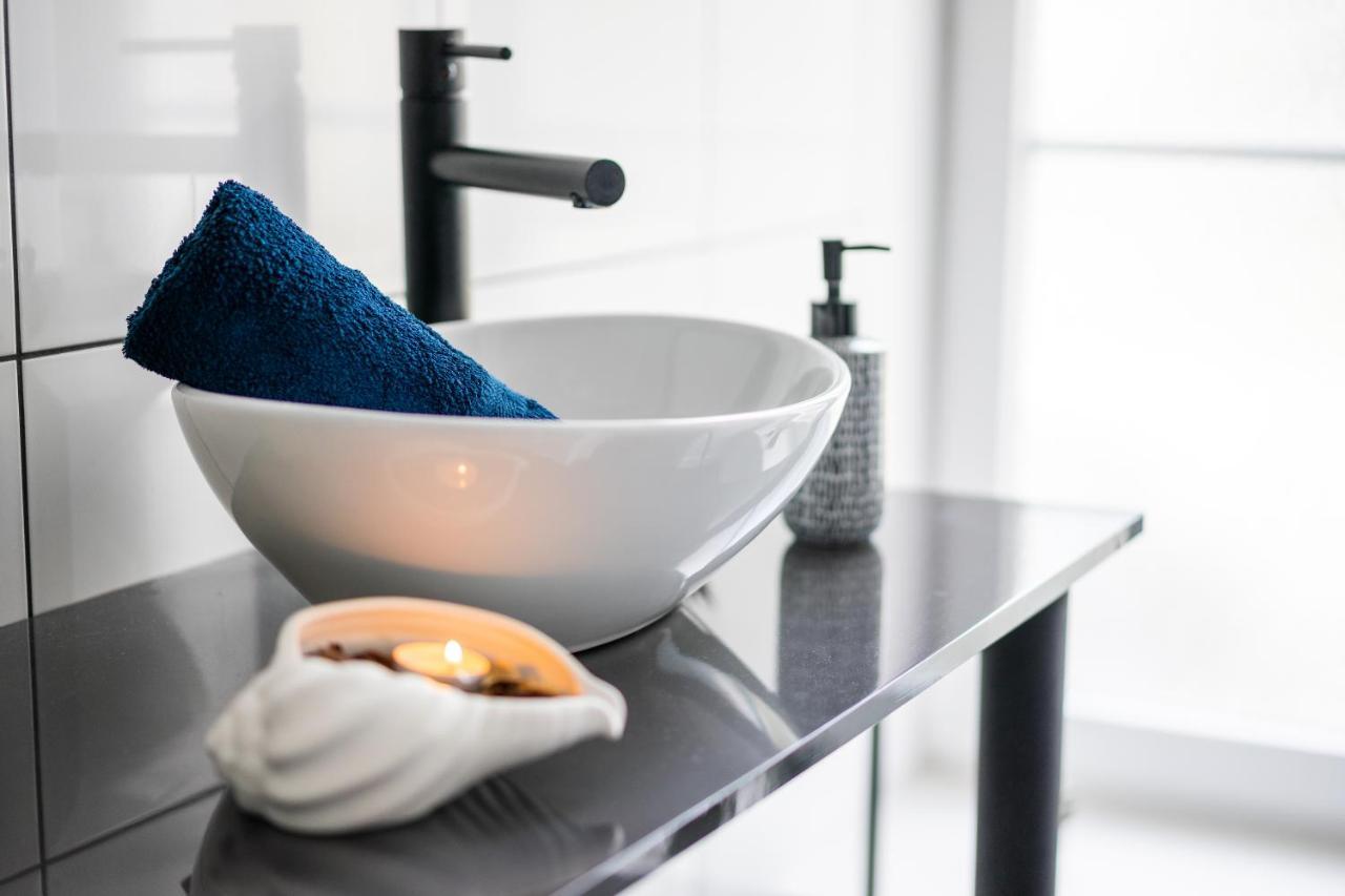 Stylish Studio In The Heart Of The City. Warschau Buitenkant foto