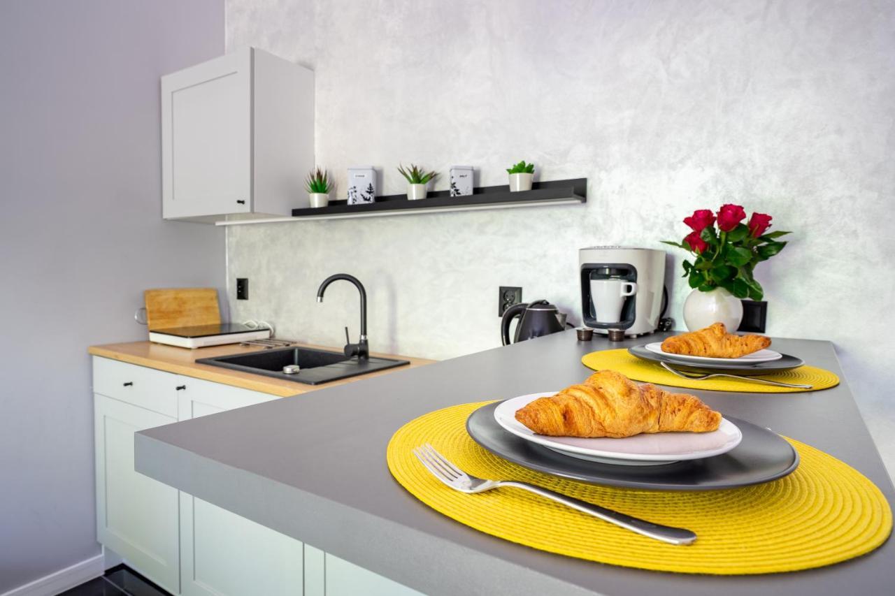 Stylish Studio In The Heart Of The City. Warschau Buitenkant foto