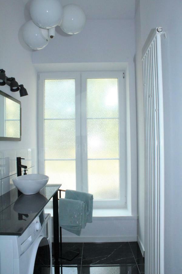 Stylish Studio In The Heart Of The City. Warschau Buitenkant foto